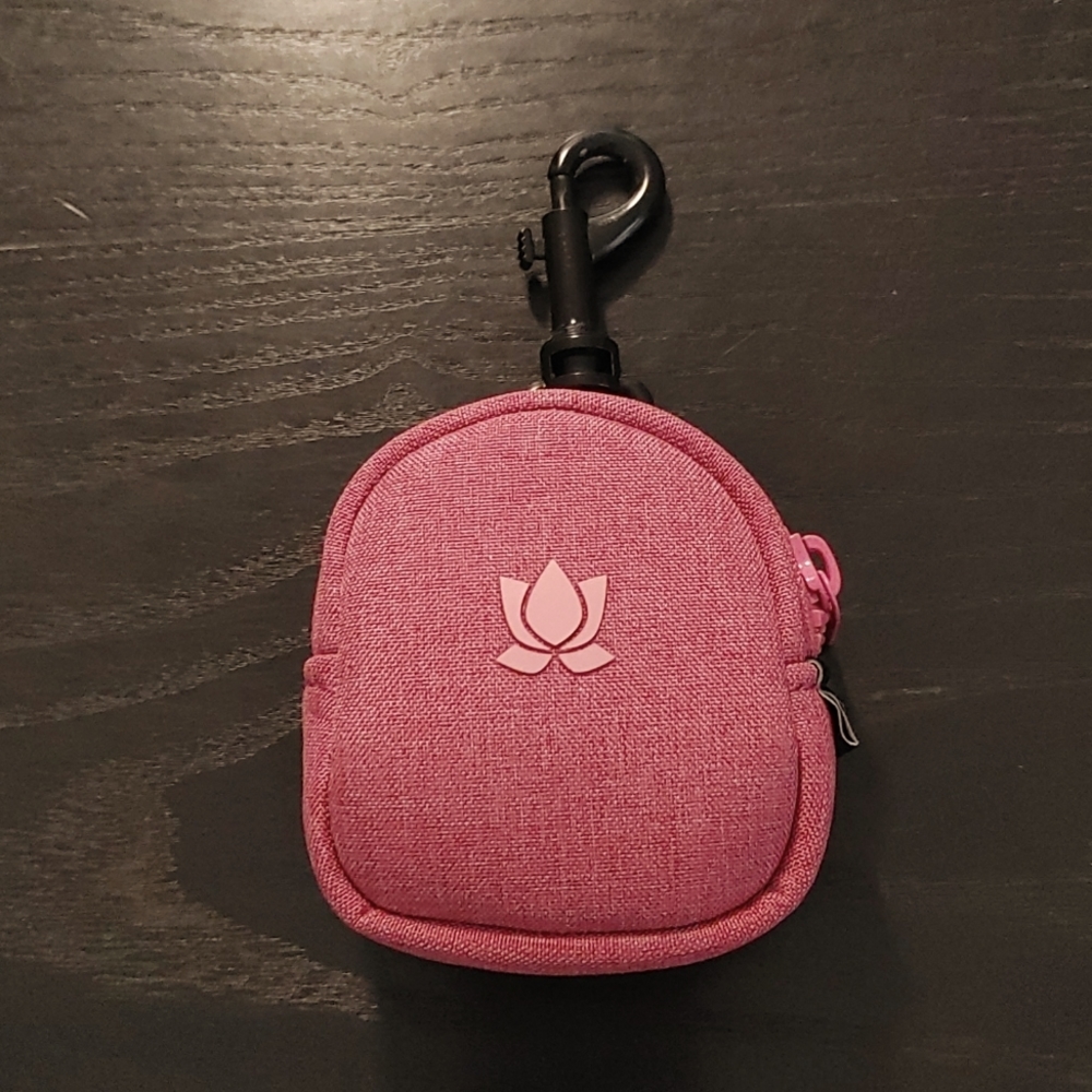 Maevn Little Pouch Charm